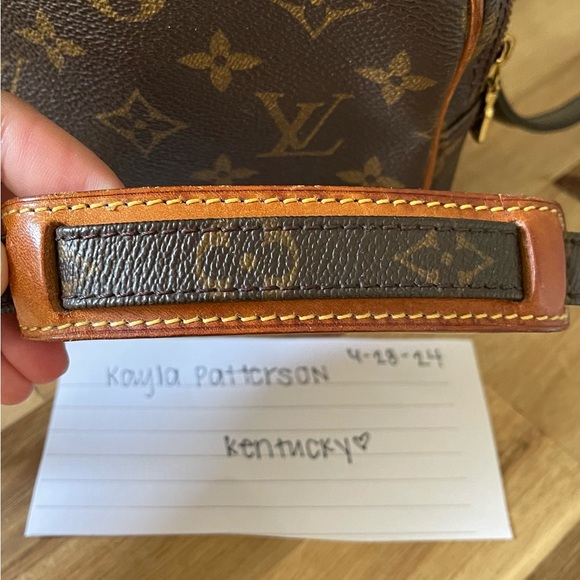 Authentic Louis Vuitton Amazon crossbody - Picture 12 of 16